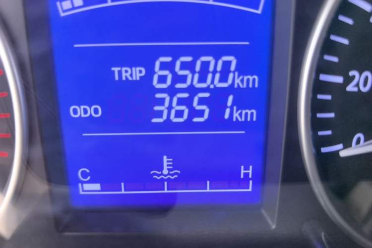 Used CHANGAN KUAYUE Xing V3 2023 1.5L Gasoline Standard Edition 2-Seat Van Odometer Close Up