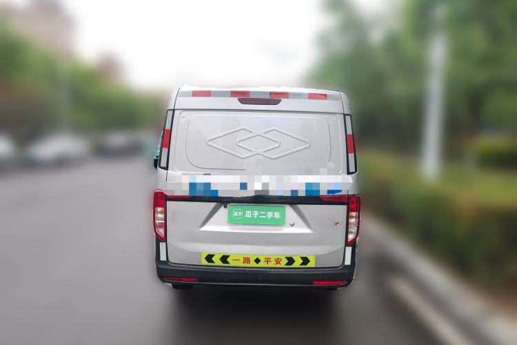 Used CHANGAN KUAYUE Xing V3 2023 1.3L Gasoline Comfort Model 2-Seater Van Rear