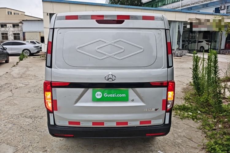 Used CHANGAN KUAYUE Xing V3 2023 1.3L Gasoline Comfort Model 2-Seater Van Rear