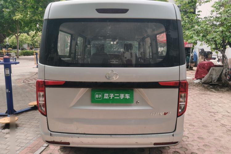 Used CHANGAN KUAYUE Xing V3 2023 1.5L Gasoline Comfort Edition 5-Seat Passenger Vehicle Rear