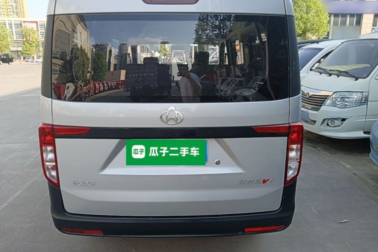 Used CHANGAN KUAYUE Xing V3 2023 1.5L Gasoline Standard Model 7-Seater Passenger Vehicle Rear