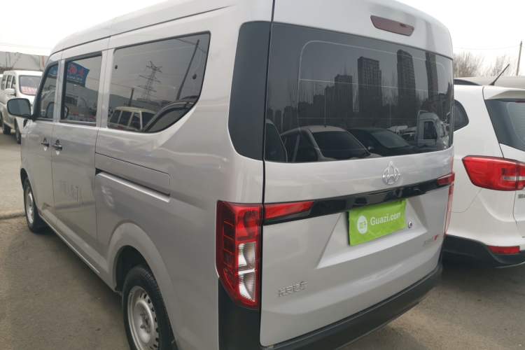 Used CHANGAN KUAYUE Xing V3 2023 1.5L Gasoline Comfort Model 7-Seater Passenger Vehicle Rear Left 45 Deg