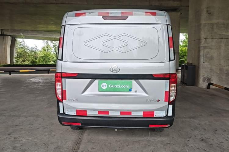 Used CHANGAN KUAYUE Xing V3 2023 1.5L Gasoline Standard Edition 2-Seat Van Rear