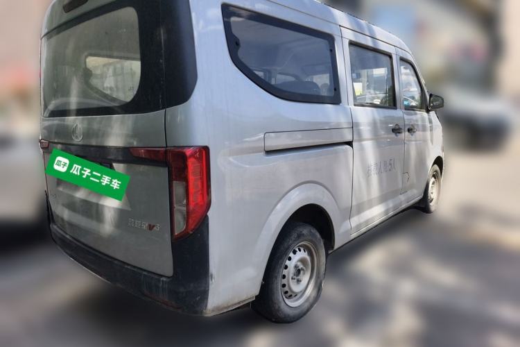Used CHANGAN KUAYUE Xing V3 2023 1.3L Gasoline Standard Model 5-Seater Passenger Vehicle Rear Right 45 Deg