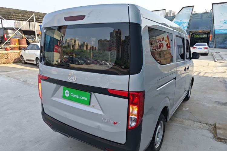 Used CHANGAN KUAYUE Xing V3 2023 1.3L Gasoline Comfort Edition 7-Seater Passenger Vehicle Rear Right 45 Deg