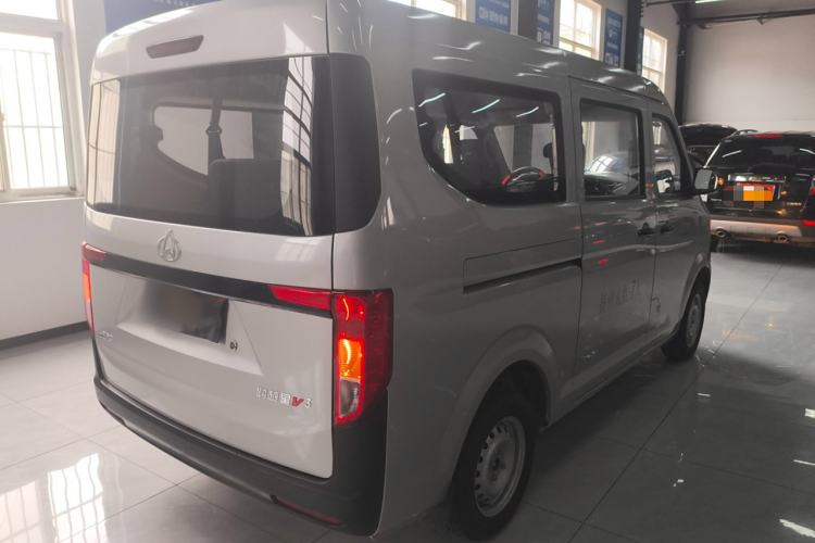 Used CHANGAN KUAYUE Xing V3 2023 1.3L Gasoline Standard Model 7-Seater Passenger Vehicle Rear Right 45 Deg