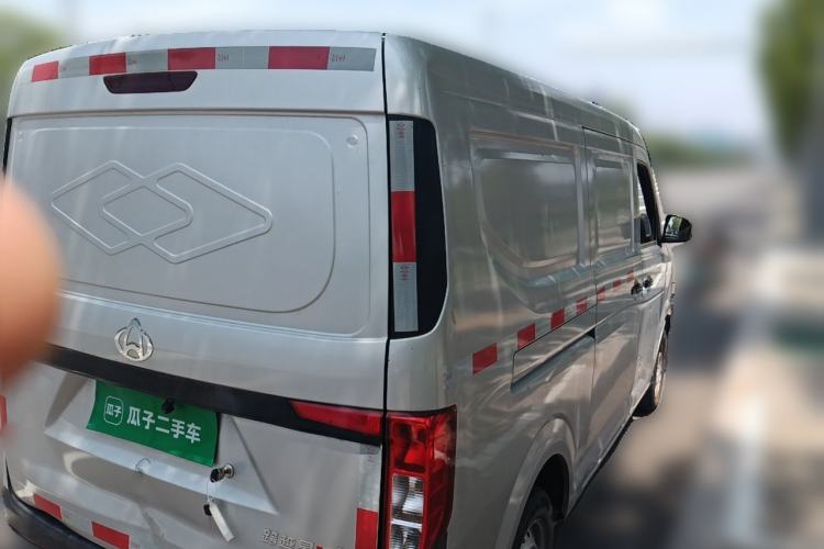 Used CHANGAN KUAYUE Xing V3 2023 1.5L Gasoline Standard Edition 2-Seat Van Rear Right 45 Deg
