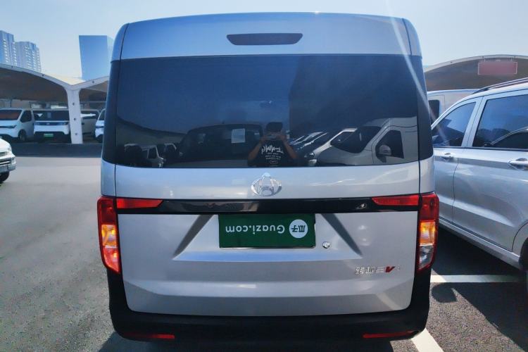 Used CHANGAN KUAYUE Xing V3 2023 1.5L Gasoline Comfort Edition 5-Seat Passenger Vehicle Rear