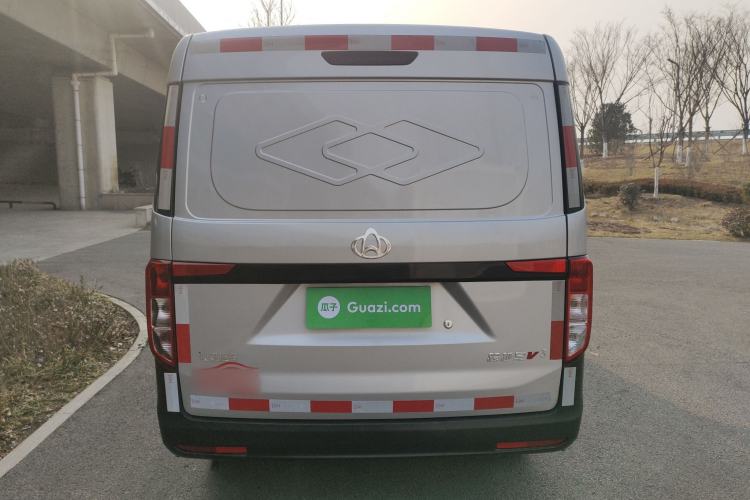 Used CHANGAN KUAYUE Xing V3 2023 1.5L Gasoline Standard Edition 2-Seat Van Rear