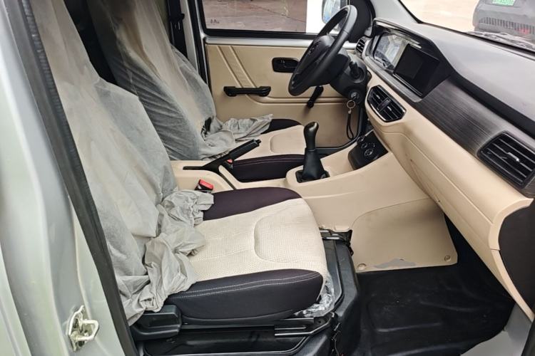 Used CHANGAN KUAYUE Xing V3 2023 1.3L Gasoline Comfort Model 2-Seater Van Right Front Seat