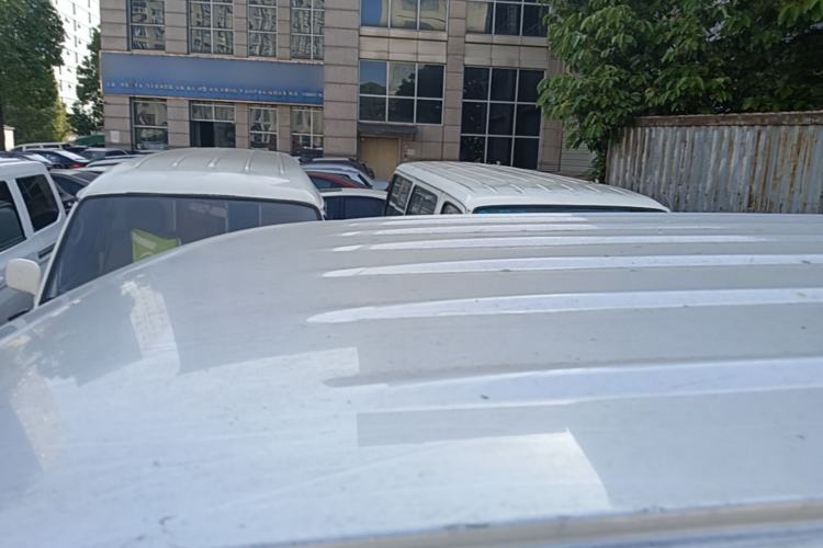 Used CHANGAN KUAYUE Xing V3 2023 1.5L Gasoline Standard Model 7-Seater Passenger Vehicle Roof