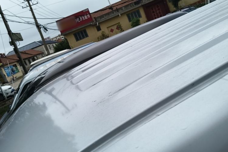 Used CHANGAN KUAYUE Xing V3 2023 1.3L Gasoline Comfort Model 5-Seater Passenger Vehicle Roof