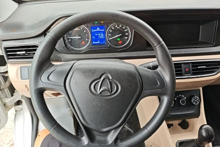 Used CHANGAN KUAYUE Xing V3 2023 1.3L Gasoline Comfort Model 2-Seater Van Steering Wheel