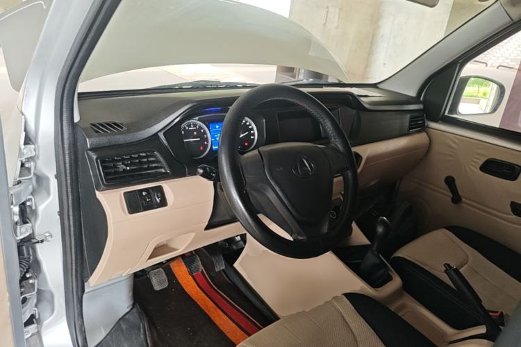 Used CHANGAN KUAYUE Xing V3 2023 1.5L Gasoline Standard Edition 2-Seat Van Steering Wheel