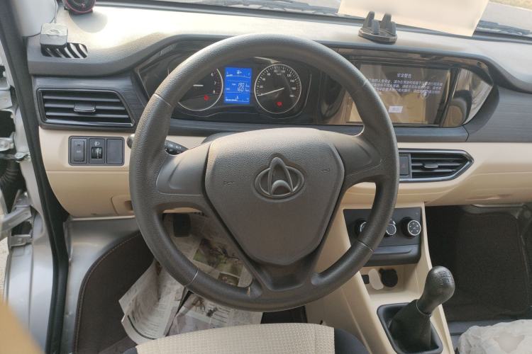Used CHANGAN KUAYUE Xing V3 2023 1.5L Gasoline Standard Edition 2-Seat Van Steering Wheel