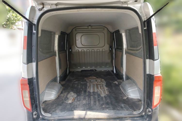 Used CHANGAN KUAYUE Xing V3 2023 1.5L Gasoline Standard Edition 2-Seat Van Trunk