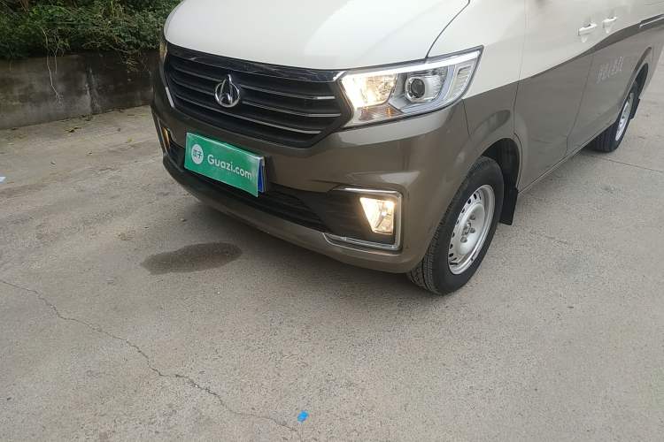 Used CHANGAN KUAYUE Xing V3 2023 1.5L Gasoline Comfort-Grade 7-Seater Passenger Vehicle Left Front Headlight