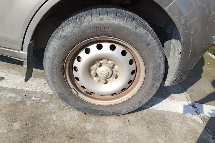 Used CHANGAN KUAYUE Xing V5 2021 1.5L 2-Seat JL473QH Right Front Wheel Hub
