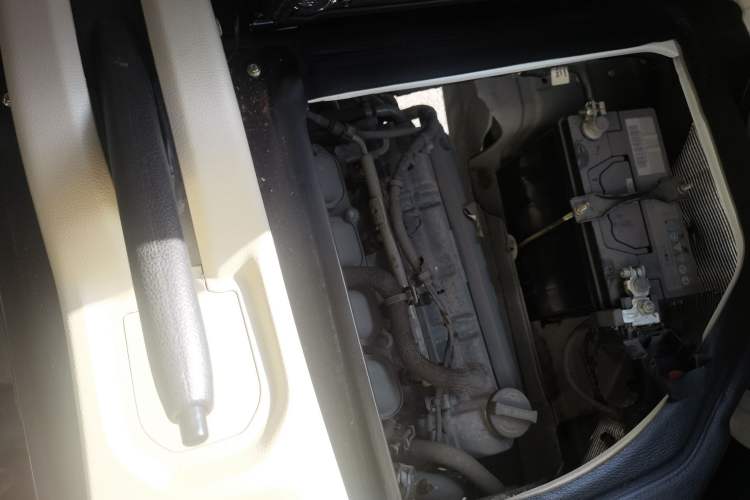 Used CHANGAN KUAYUE Xing V5 2021 1.5L Fortune-Attracting Edition Comfort Model JL473QH Engine Bay Left