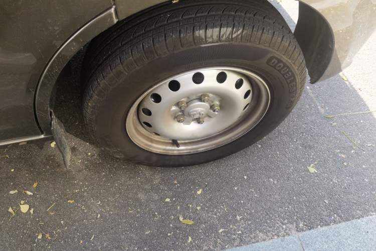 Used CHANGAN KUAYUE Xing V5 2021 1.5L Fortune-Attracting Edition Comfort Model JL473QH Right Front Wheel Hub