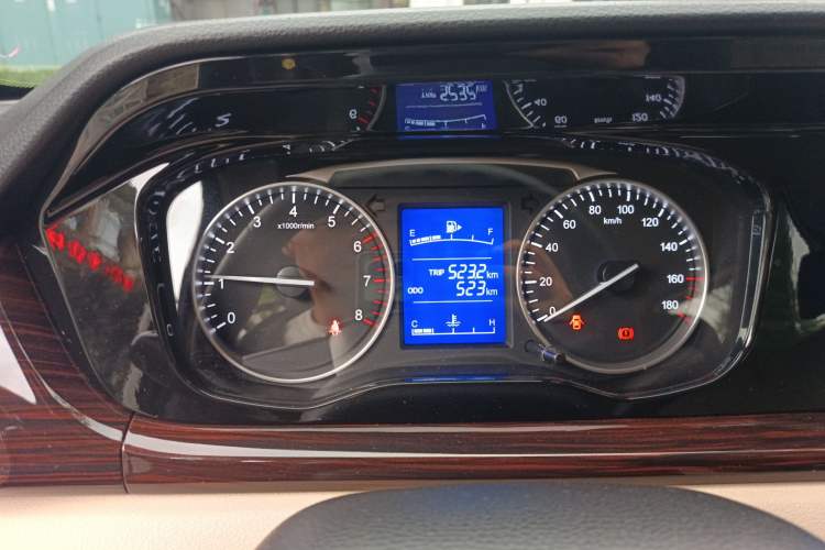 Used CHANGAN KUAYUE Xing V5 2022 1.5L Comfort-Grade 5-7 Seater Passenger Vehicle JL473QH Instrument Cluster