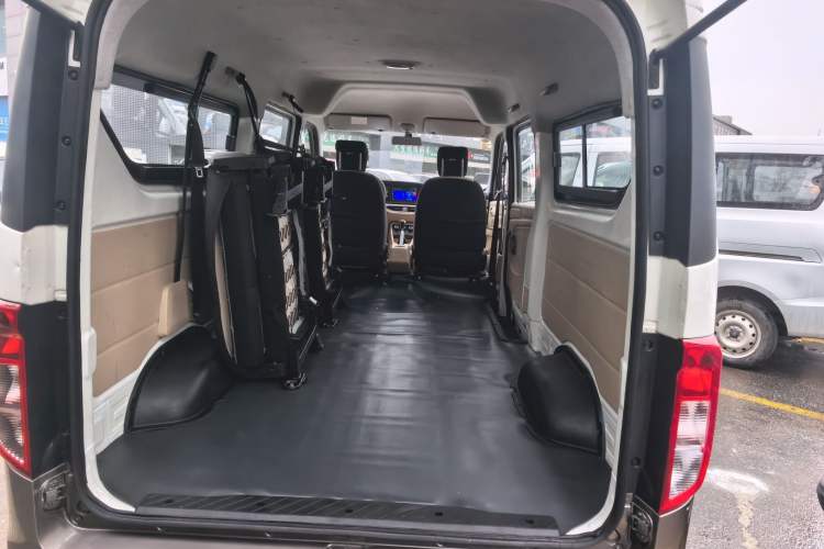 Used CHANGAN KUAYUE Xing V5 2021 1.5L Fortune-Attracting Edition Comfort Model JL473QH Interior 5