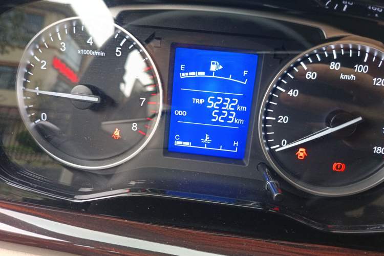 Used CHANGAN KUAYUE Xing V5 2022 1.5L Comfort-Grade 5-7 Seater Passenger Vehicle JL473QH Odometer Close Up
