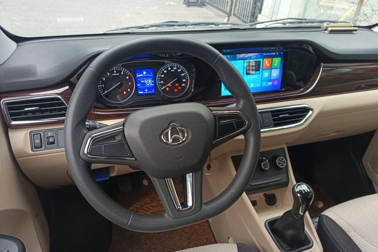 Used CHANGAN KUAYUE Xing V5 2022 1.5L Comfort-Grade 5-7 Seater Passenger Vehicle JL473QH Steering Wheel