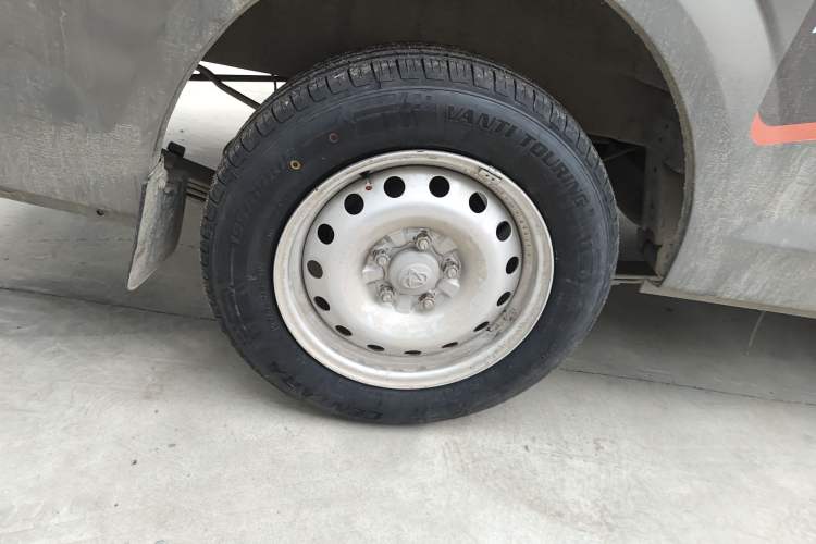 Used CHANGAN KUAYUE Xing V5 2021 1.5L Jinbao Edition Comfort Version JL473QH Exterior 5