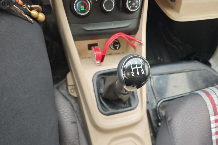 Used CHANGAN KUAYUE Xing V5 2021 1.5L Jinbao Edition Comfort Version JL473QH Gear Lever