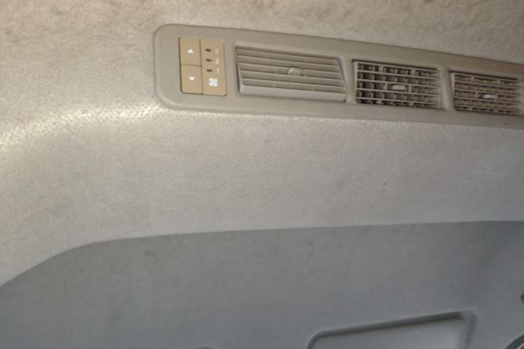 Used CHANGAN KUAYUE Xing V5 2021 1.5L Fortune-Attracting Edition Comfort Model JL473QH Headliner