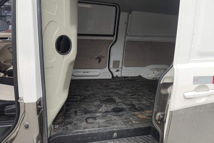 Used CHANGAN KUAYUE Xing V5 2021 1.5L Jinbao Edition Comfort Version JL473QH Left Rear Seat