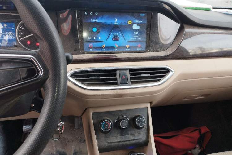 Used CHANGAN KUAYUE Xing V5 2021 1.5L 2-Seat JL473QH Audio And AC Panel