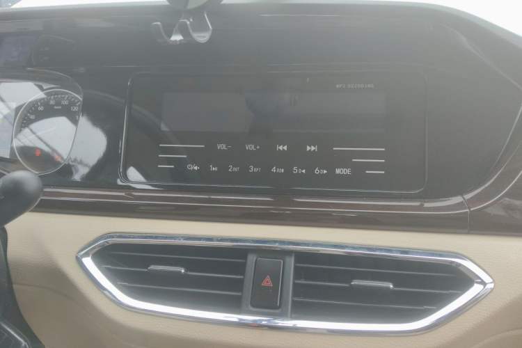 Used CHANGAN KUAYUE Xing V5 2021 1.5L Fortune-Attracting Deluxe Model JL473QH Audio And AC Panel