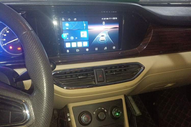 Used CHANGAN KUAYUE Xing V5 2021 1.6L Jinbao Edition Luxury Version DAM16KR Audio And AC Panel