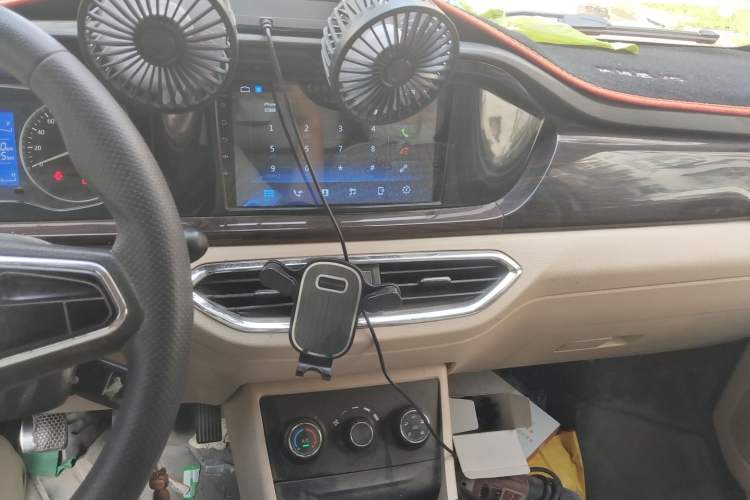Used CHANGAN KUAYUE Xing V5 2021 1.6L Jinbao Edition Comfort Version DAM16KR Audio And AC Panel