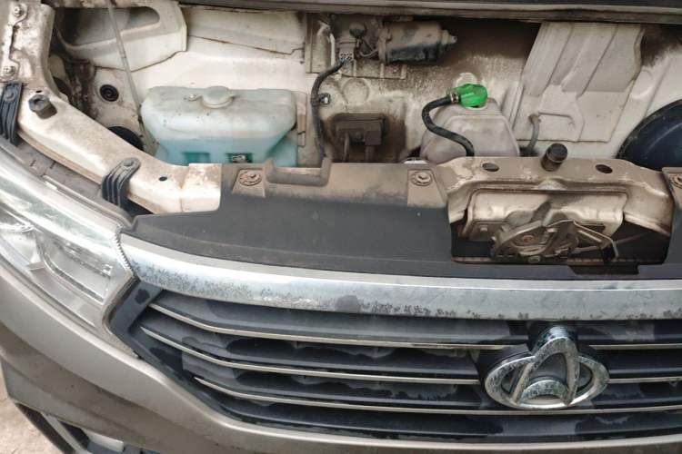 Used CHANGAN KUAYUE Xing V5 2021 1.5L Jinbao Edition Comfort Version JL473QH Engine Bay Right