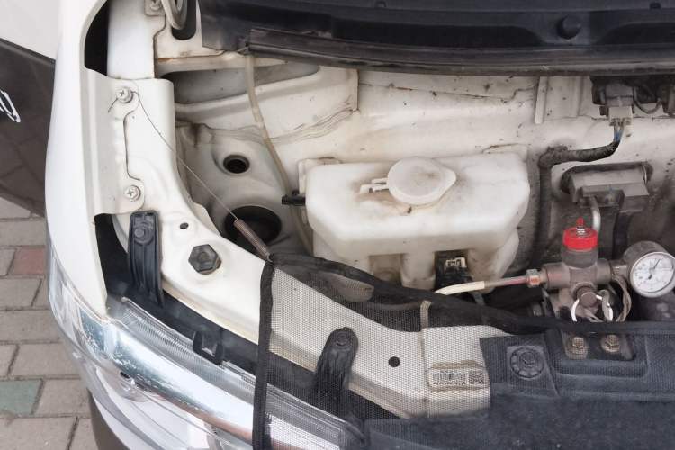 Used CHANGAN KUAYUE Xing V5 2021 1.6L Jinbao Edition Comfort Version DAM16KR Engine Bay Right