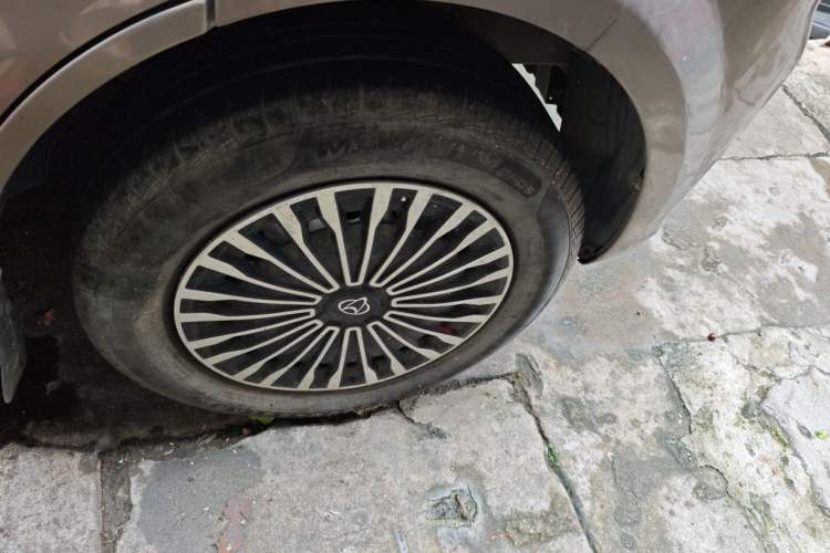 Used CHANGAN KUAYUE Xing V5 2021 1.6L Jinbao Edition Luxury Version DAM16KR Exterior 1