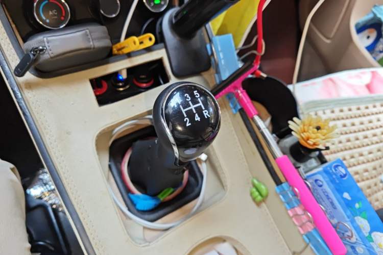 Used CHANGAN KUAYUE Xing V5 2021 1.6L Fortune-Attracting Edition Comfort Model DAM16KR Gear Lever