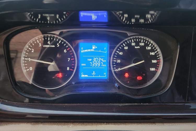 Used CHANGAN KUAYUE Xing V5 2021 1.6L Jinbao Edition Luxury Version DAM16KR Instrument Cluster