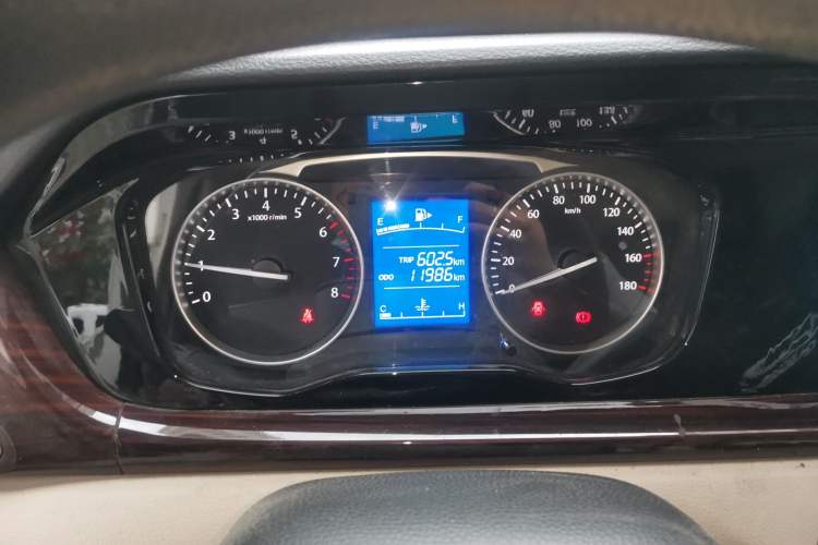 Used CHANGAN KUAYUE Xing V5 2021 1.6L Jinbao Edition Luxury Version DAM16KR Instrument Cluster