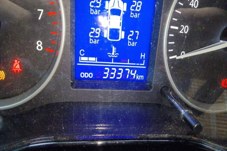 Used CHANGAN KUAYUE Xing V5 2021 1.6L Fortune-Attracting Edition Comfort Model DAM16KR Odometer Close Up