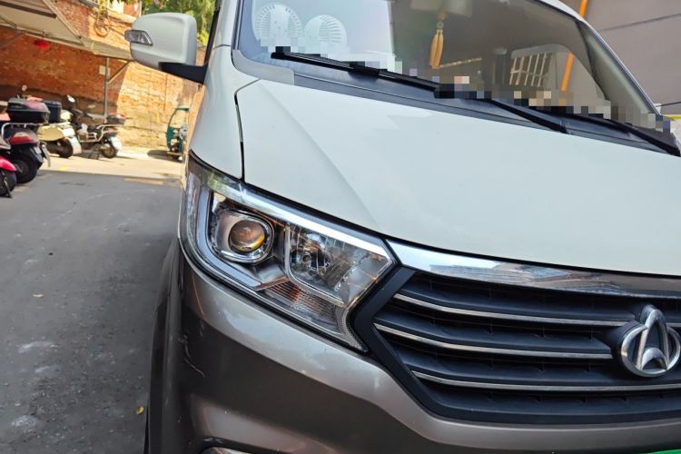 Used CHANGAN KUAYUE Xing V5 2021 1.6L Fortune-Attracting Edition Comfort Model DAM16KR Right Front Headlight