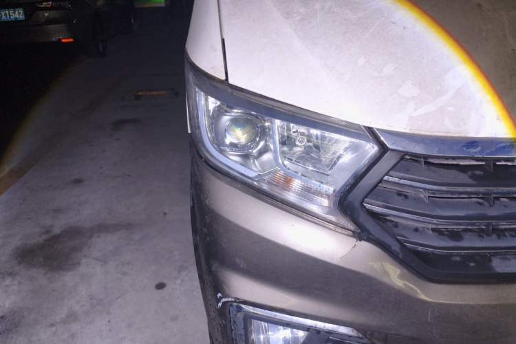 Used CHANGAN KUAYUE Xing V5 2021 1.5L Fortune-Attracting Edition Comfort Model JL473QH Right Front Headlight