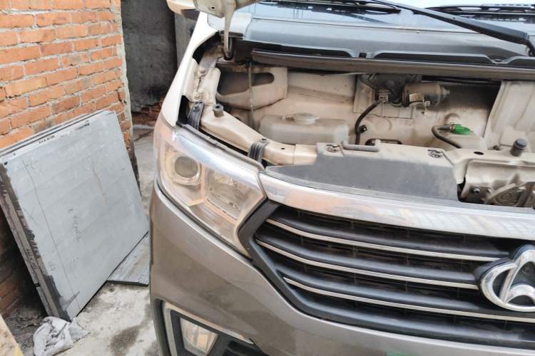 Used CHANGAN KUAYUE Xing V5 2021 1.5L Fortune-Attracting Edition Comfort Model JL473QH Right Front Headlight