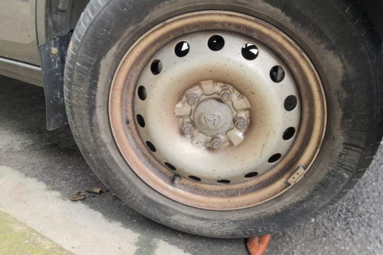 Used CHANGAN KUAYUE Xing V5 2021 1.5L Fortune-Attracting Deluxe Model JL473QH Right Front Wheel Hub