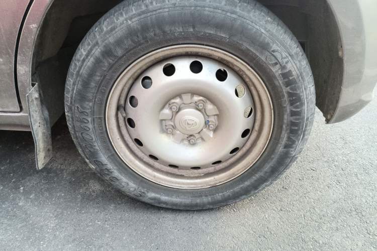 Used CHANGAN KUAYUE Xing V5 2021 1.6L Fortune-Attracting Edition Comfort Model DAM16KR Right Front Wheel Hub