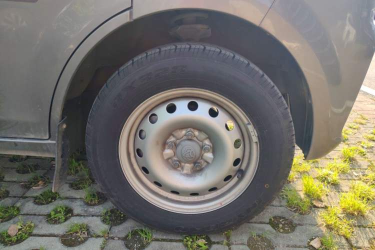 Used CHANGAN KUAYUE Xing V5 2021 1.5L Jinbao Edition Comfort Version JL473QH Right Front Wheel Hub