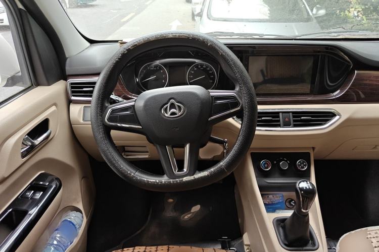 Used CHANGAN KUAYUE Xing V5 2021 1.5L Fortune-Attracting Deluxe Model JL473QH Steering Wheel